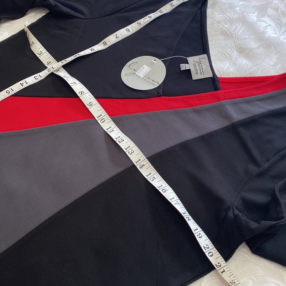 Color Block Knit Top NWT - Picture 7 of 10